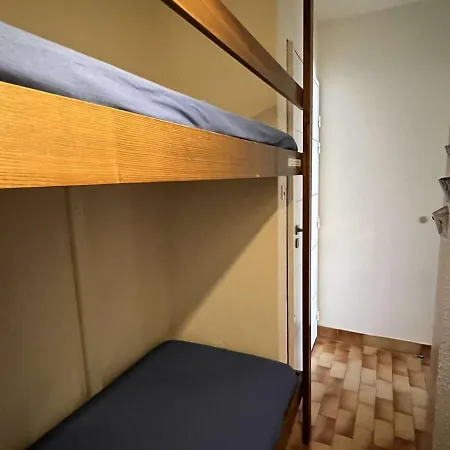 Apartment Au Cap D'agde Avec Parking, Piscine Et Terrasse - Fr-1-702-2