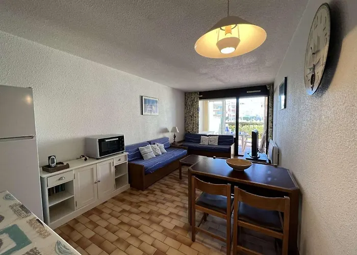 Au Cap D'agde Avec Parking, Piscine Et Terrasse - Fr-1-702-2 Appartamento *